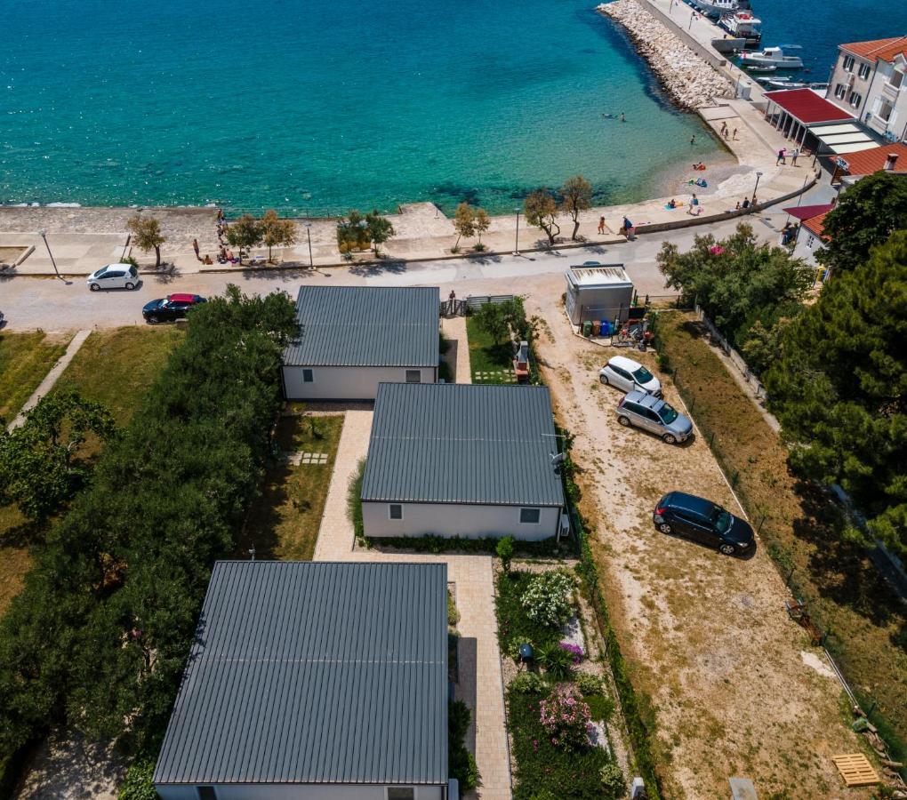 Rasin Mobile Homes Pakoštane Eksteriør billede
